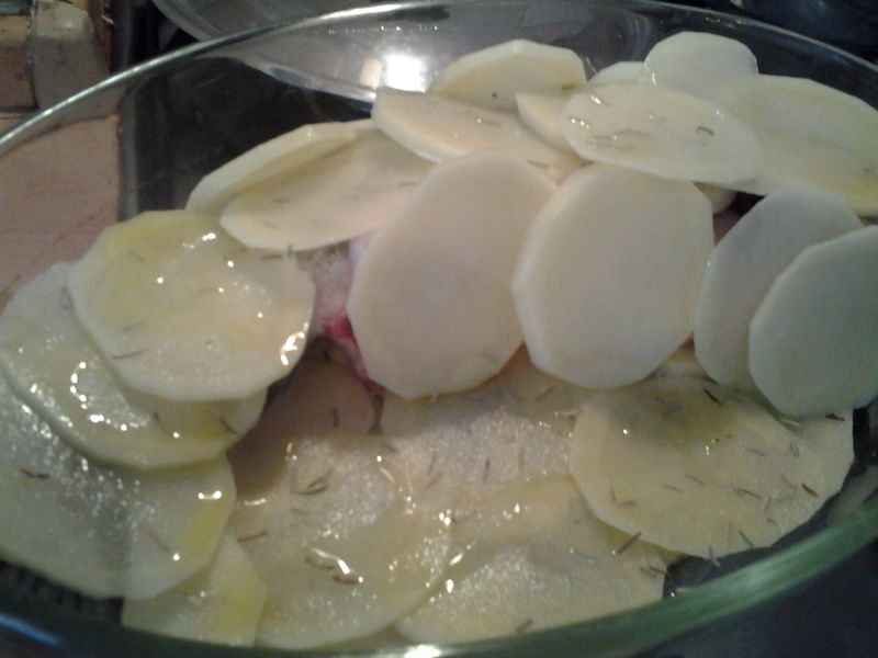 trota salmonata al forno con patate